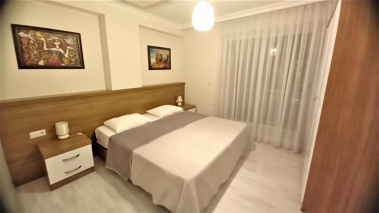 Apart Otel Mango *
